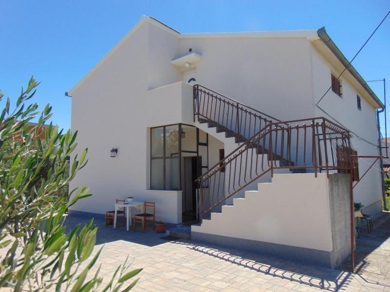 Apartment Mirjana Βόντιτσε Εξωτερικό φωτογραφία